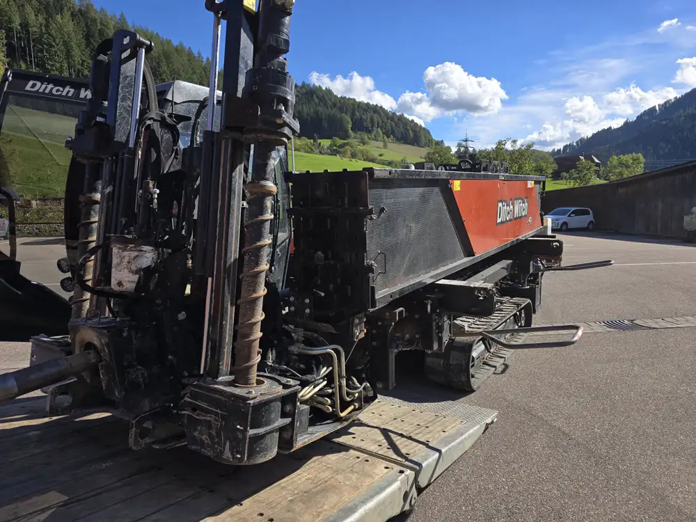 Ditch Witch AT40 6